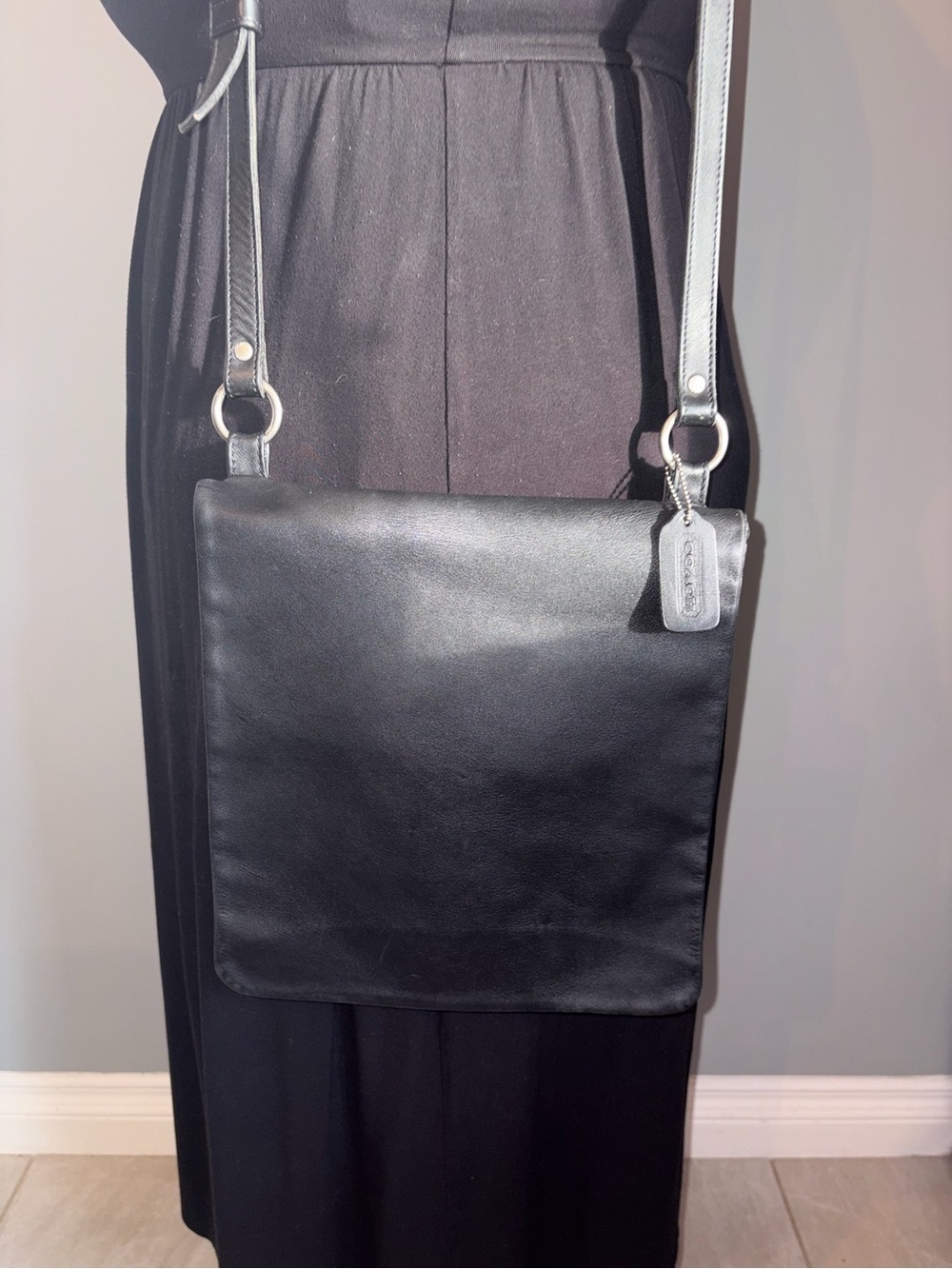 Vintage Coach Chelsea Legacy Slim Flap Crossbody 9458 Black Leather - Picture 2 of 16